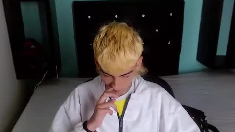 ttimy online show from April 16, 2026, 9:39 pm