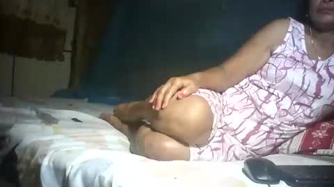 Snapshot of tuchmegently chatting on December 30, 2024, 9:29 pm Mae online show from December 30, 2024, 9:29 pm