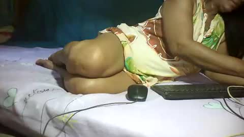 Snapshot of tuchmegently chatting on February 6, 2025, 11:26 pm Mae online show from February 6, 2025, 11:26 pm