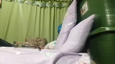 Snapshot of tuchmegently chatting on November 6, 2025, 8:54 pm Mae online show from November 6, 2025, 8:54 pm