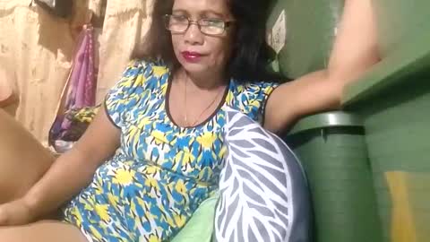 Snapshot of tuchmegently chatting on February 25, 2026, 9:24 pm Mae online show from February 25, 2026, 9:24 pm