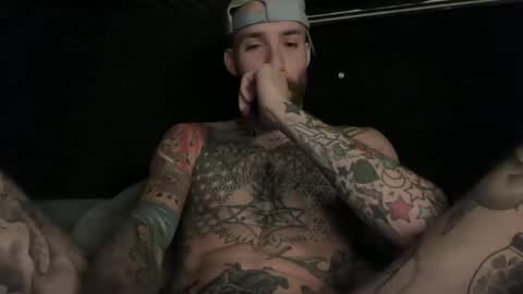 Snapshot of tuhands chatting on January 18, 2026, 4:55 pm Tuhands online show from January 18, 2026, 4:55 pm