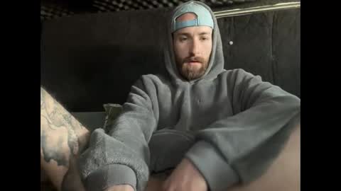 Snapshot of tuhands chatting on February 14, 2026, 9:50 am Tuhands online show from February 14, 2026, 9:50 am