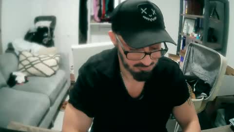 tuscan_taurus online show from January 27, 2025, 7:14 am