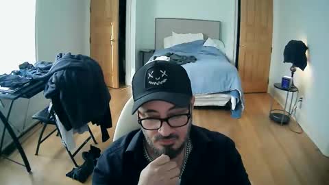 tuscan_taurus online show from October 23, 2025, 7:23 pm