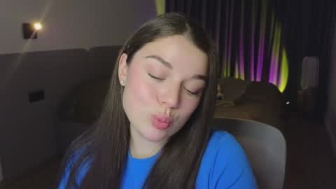 Snapshot of tutti_frutti_ chatting on January 15, 2025, 8:26 pm Ariana online show from January 15, 2025, 8:26 pm