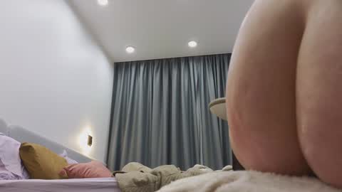 Snapshot of tutti_frutti_ chatting on January 30, 2025, 12:18 am Ariana online show from January 30, 2025, 12:18 am