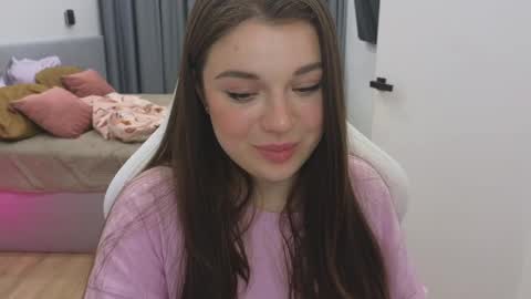 Snapshot of tutti_frutti_ chatting on February 19, 2025, 11:57 pm Ariana online show from February 19, 2025, 11:57 pm