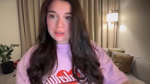 Snapshot of tutti_frutti_ chatting on May 30, 2026, 8:28 pm Ariana online show from May 30, 2026, 8:28 pm