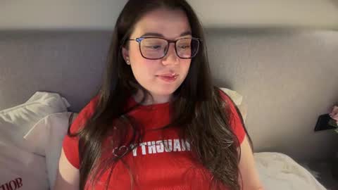 Snapshot of tutti_frutti_ chatting on July 17, 2026, 6:46 pm Ariana online show from July 17, 2026, 6:46 pm