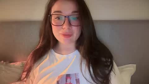 Snapshot of tutti_frutti_ chatting on July 18, 2026, 8:12 pm Ariana online show from July 18, 2026, 8:12 pm