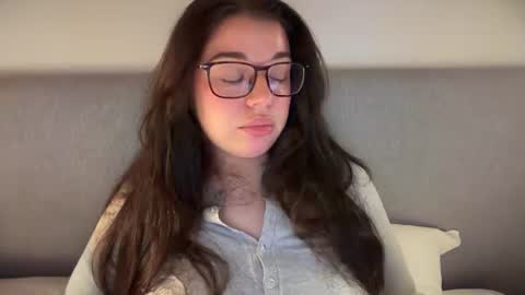 Snapshot of tutti_frutti_ chatting on July 22, 2026, 7:38 pm Ariana online show from July 22, 2026, 7:38 pm