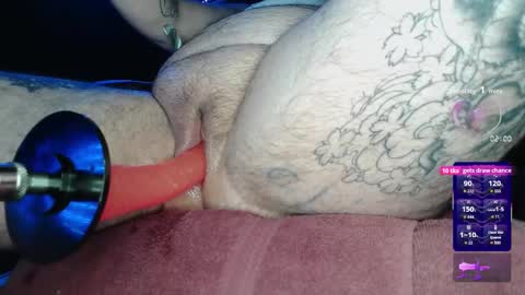 Snapshot of tuxedomasc95 chatting on November 27, 2025, 12:24 am Alfie online show from November 27, 2025, 12:24 am