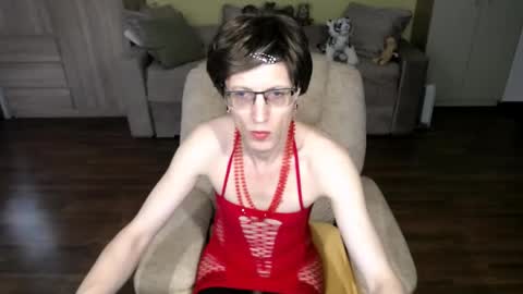 Clementine online show from June 6, 2026, 9:25 am