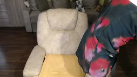 Clementine online show from June 16, 2026, 8:39 am