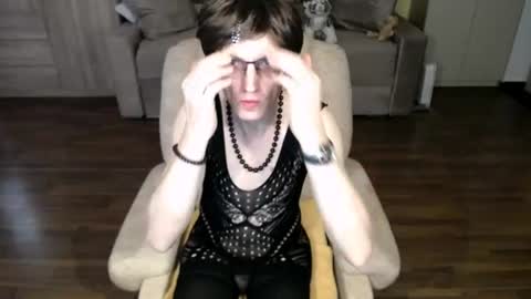 Clementine online show from July 21, 2026, 8:05 am