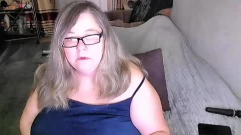 Lana online show from May 24, 2026, 10:37 pm