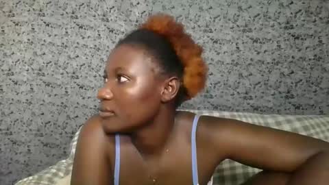 Snapshot of twerker_lyly chatting on October 24, 2025, 11:06 am twerker_lyly online show from October 24, 2025, 11:06 am