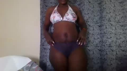 Snapshot of twerker_lyly chatting on November 10, 2025, 12:59 pm twerker_lyly online show from November 10, 2025, 12:59 pm