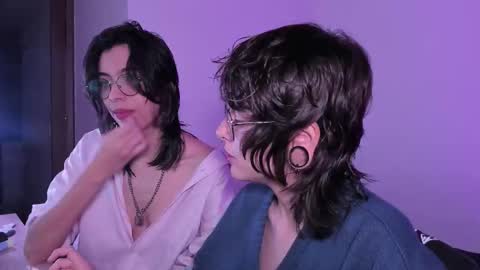 Eve  Lili online show from October 24, 2025, 11:12 pm