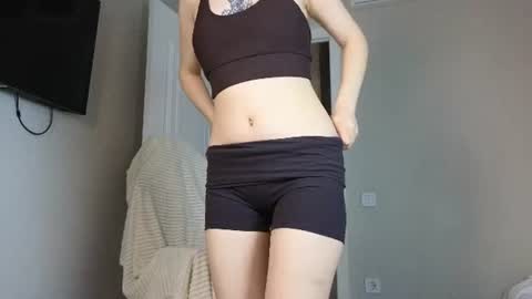Snapshot of twilightsakura chatting on July 24, 2026, 2:37 pm twilightsakura online show from July 24, 2026, 2:37 pm