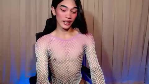 Snapshot of twink_clint chatting on November 7, 2025, 6:02 am twink_clint online show from November 7, 2025, 6:02 am
