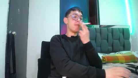 Mr Daren online show from February 19, 2025, 5:27 pm