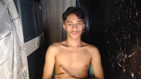 Snapshot of twink_hairyass69 chatting on December 4, 2024, 6:50 pm Aladin online show from December 4, 2024, 6:50 pm