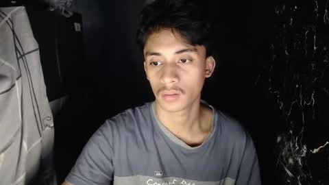 Snapshot of twink_hairyass69 chatting on December 19, 2024, 1:51 pm Aladin online show from December 19, 2024, 1:51 pm