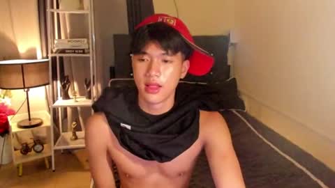 Snapshot of twinker8inches chatting on July 14, 2026, 11:49 am CLARK online show from July 14, 2026, 11:49 am