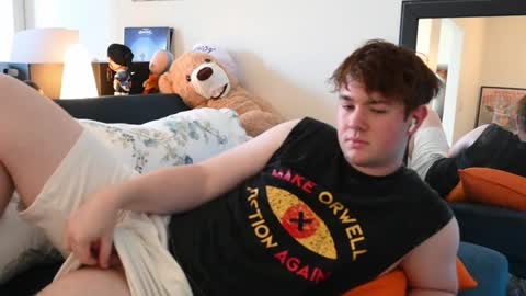 Charlie online show from December 20, 2025, 7:37 am