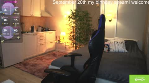 Snapshot of twinkle_toes_ chatting on September 17, 2025, 3:57 pm Eva online show from September 17, 2025, 3:57 pm