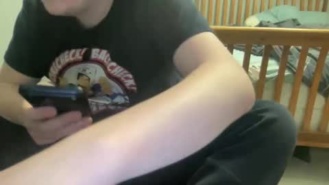 Snapshot of twinkmikexxx12 chatting on June 1, 2026, 1:40 am mike online show from June 1, 2026, 1:40 am
