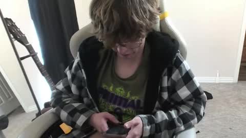 shytwink online show from February 3, 2026, 8:03 pm