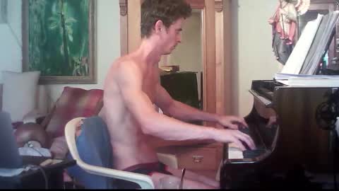 TobeBritta online show from December 21, 2025, 4:03 pm