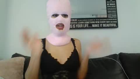 AvaMini online show from April 9, 2026, 5:18 am