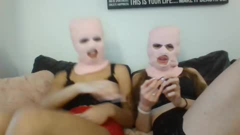 AvaMini online show from April 9, 2026, 6:19 am