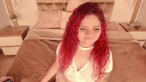 Twiggy online show from April 17, 2026, 9:45 am