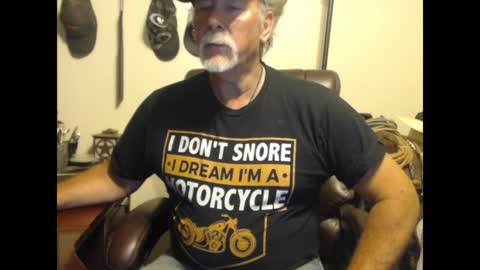 Snapshot of txlobo60 chatting on April 22, 2026, 10:00 pm txlobo60 online show from April 22, 2026, 10:00 pm