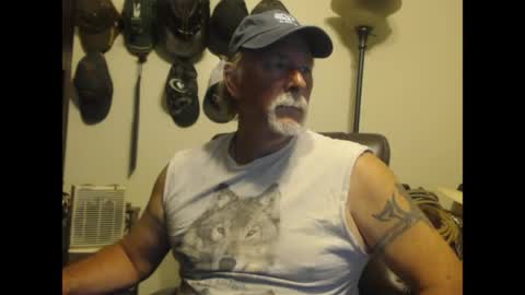 Snapshot of txlobo60 chatting on April 27, 2026, 11:58 pm txlobo60 online show from April 27, 2026, 11:58 pm