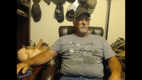 Snapshot of txlobo60 chatting on July 24, 2026, 11:58 pm txlobo60 online show from July 24, 2026, 11:58 pm