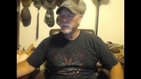 Snapshot of txlobo60 chatting on July 25, 2026, 10:40 pm txlobo60 online show from July 25, 2026, 10:40 pm