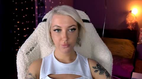 Miley online show from December 6, 2024, 2:28 pm