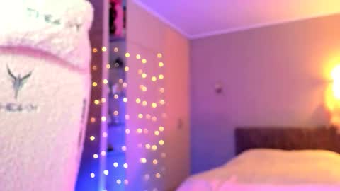 Miley online show from December 4, 2025, 2:15 pm