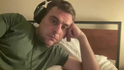 tyler_343422 online show from May 18, 2026, 4:07 am