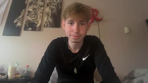 tyler_fox0 online show from July 26, 2026, 2:31 am
