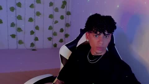 Snapshot of tyler_garcia_ chatting on February 1, 2025, 4:24 am Tyler Garcia online show from February 1, 2025, 4:24 am