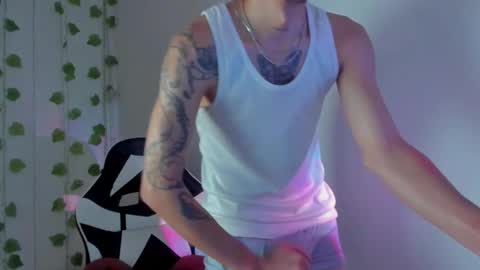 Snapshot of tyler_garcia_ chatting on February 5, 2025, 2:59 pm Tyler Garcia online show from February 5, 2025, 2:59 pm