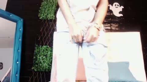 tyler_wolf_1 online show from November 1, 2025, 12:18 pm