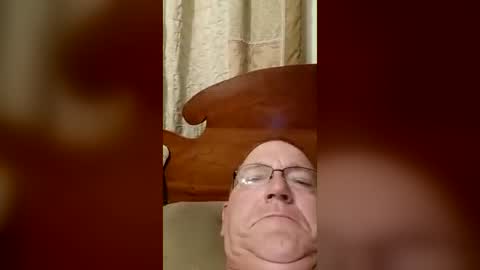 Snapshot of tyluroop chatting on July 20, 2026, 4:49 am tyluroop online show from July 20, 2026, 4:49 am